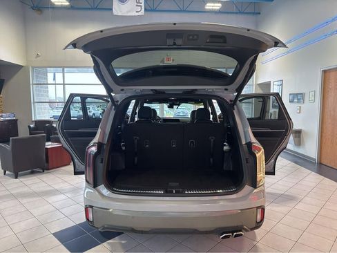 Used 2023 Kia Telluride SX X-Line image 11