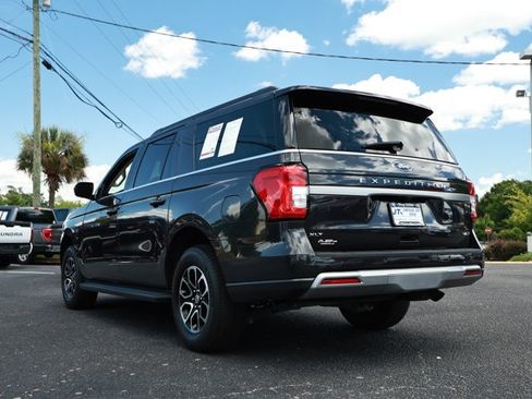 Used 2024 Ford Expedition Max XLT RWD image 8