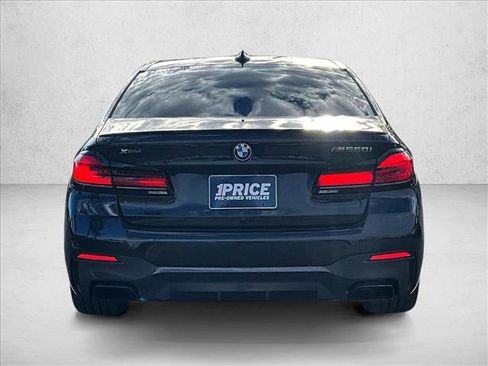 Used 2022 BMW M550i xDrive w/ Executive Package image 4