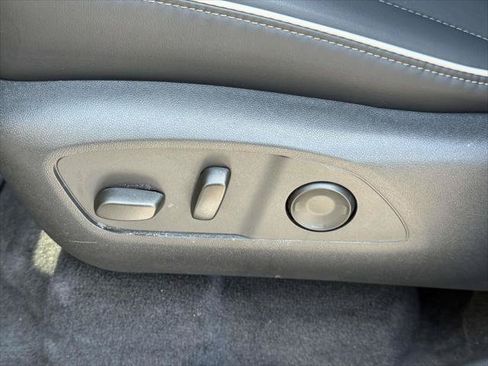 Used 2026 Buick Enclave Preferred w/ Power Package AWD/4WD image 22