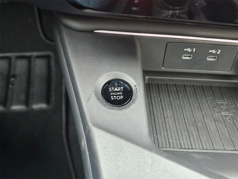 New 2026 Nissan Sentra SV image 23