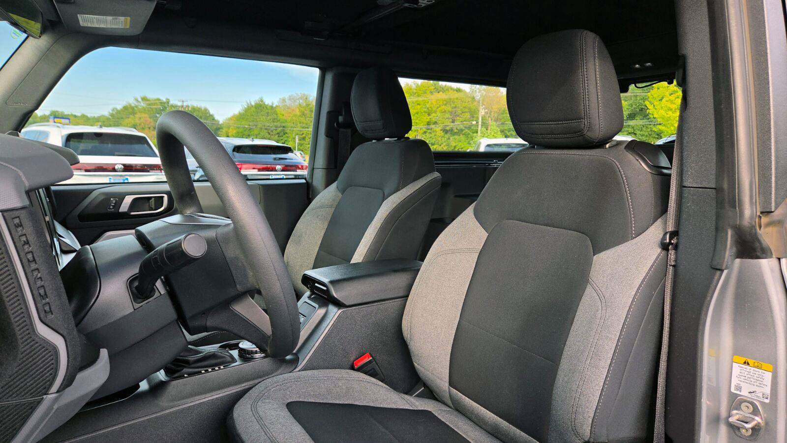 Used 2023 Ford Bronco 2-Door AWD/4WD image 23