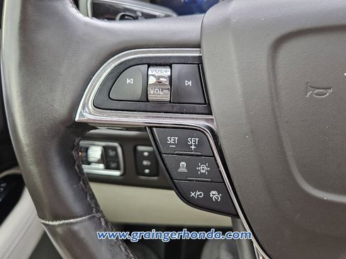 Used 2022 Lincoln Navigator Black Label image 19
