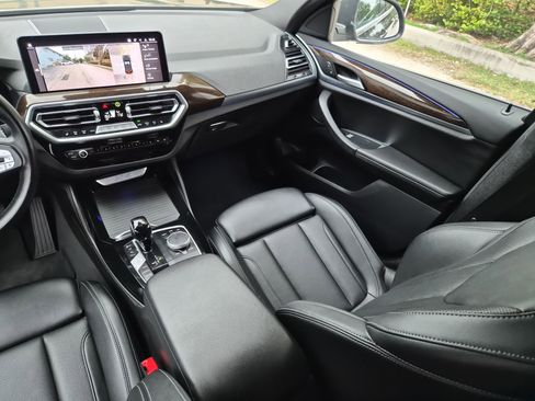 Used 2024 BMW X4 xDrive30i image 13
