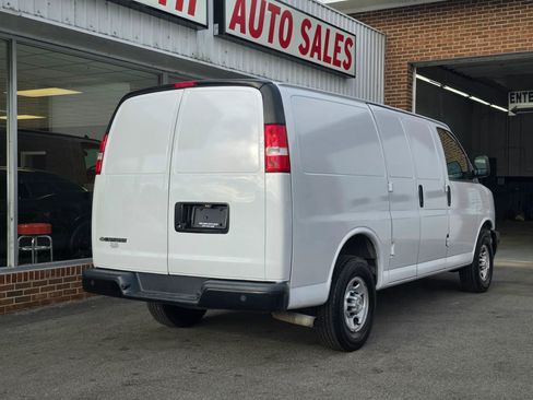 Used 2020 Chevrolet Express 2500 image 8