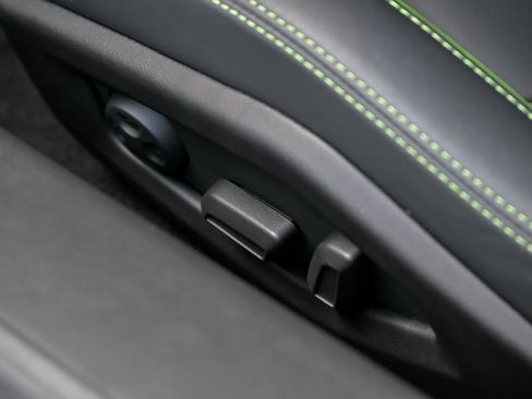 Used 2021 Lamborghini Huracan EVO RWD image 29