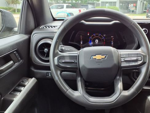 Used 2023 Chevrolet Colorado W/T RWD image 19