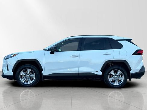 Used 2023 Toyota RAV4 LE image 6
