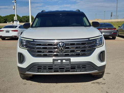 Used 2024 Volkswagen Atlas SE FWD image 10