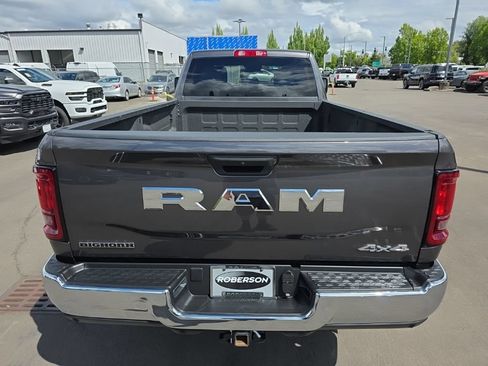 Used 2025 RAM 2500 Big Horn AWD/4WD image 4