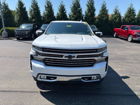 Used 2019 Chevrolet Silverado 1500 High Country w/ Z71 Off-Road Package AWD/4WD image 8