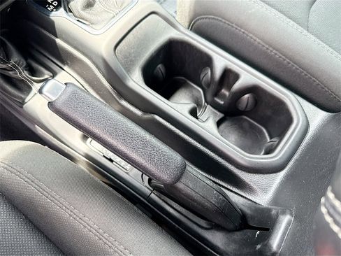 Used 2021 Jeep Wrangler Unlimited Sahara image 15