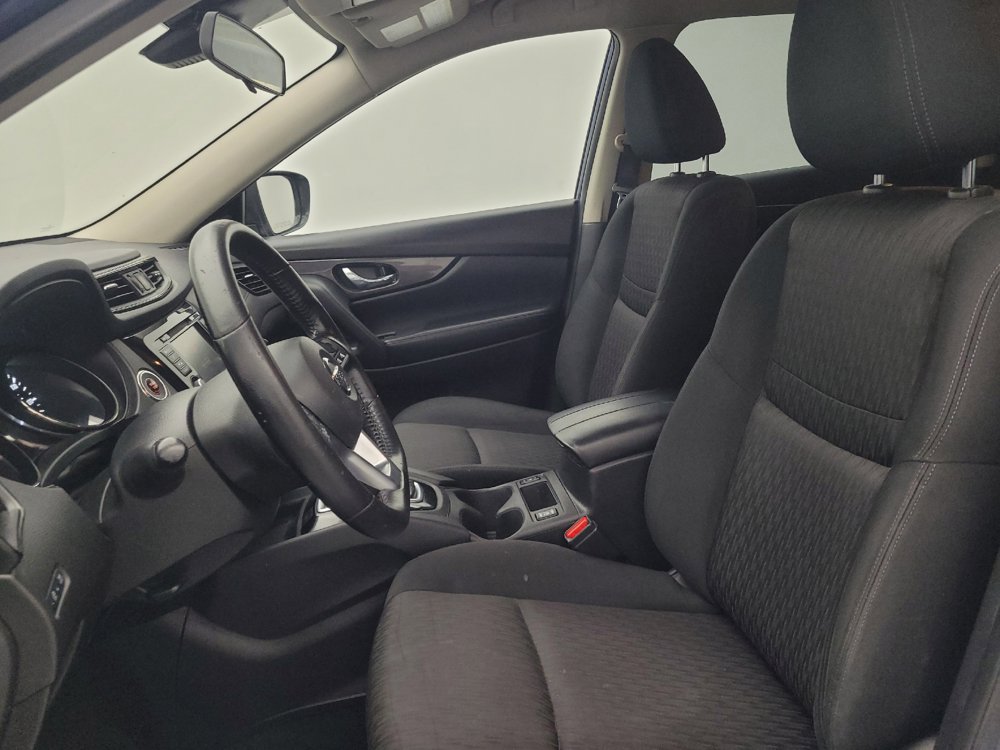Used 2020 Nissan Rogue SV AWD/4WD image 17