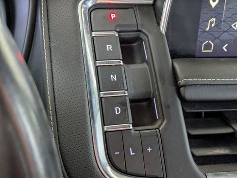 Used 2023 GMC Yukon XL SLT RWD image 12