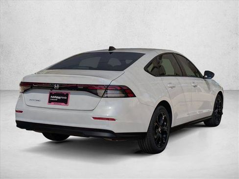 New 2025 Honda Accord SE image 2