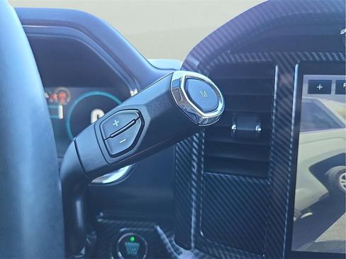 Used 2022 Ford F150 Lariat w/ Equipment Group 501A Mid image 16