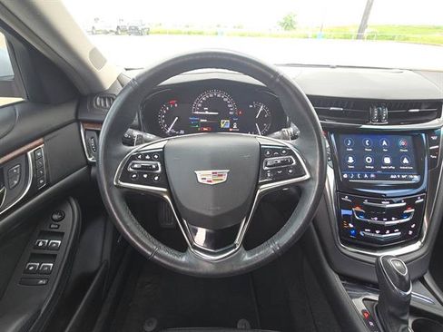 Used 2018 Cadillac CTS Luxury RWD image 12