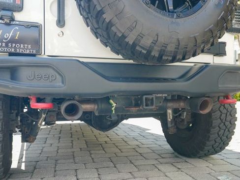 Used 2016 Jeep Wrangler Unlimited Rubicon AWD/4WD image 48
