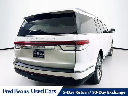 Certified 2023 Lincoln Navigator L Reserve image 8