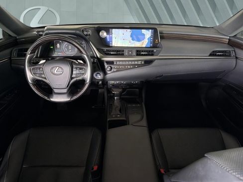 Used 2019 Lexus ES 300h w/ Premium Package FWD image 13