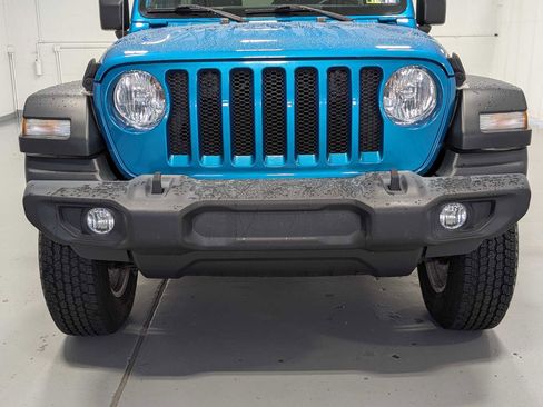Used 2020 Jeep Wrangler Unlimited Sport S image 2