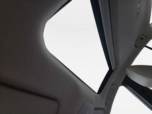 New 2026 Nissan Sentra SL w/ Floor Mat Package FWD image 28