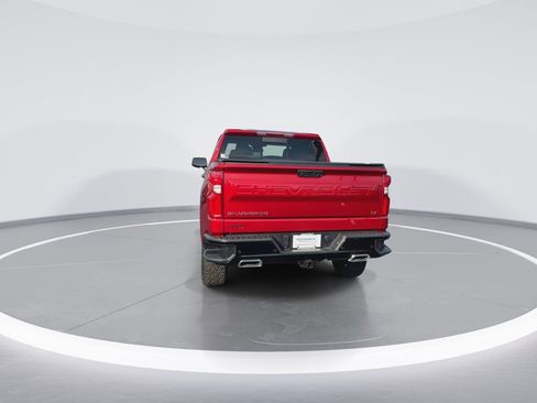 Used 2022 Chevrolet Silverado 1500 LT Trail Boss w/ Convenience Package II AWD/4WD image 7