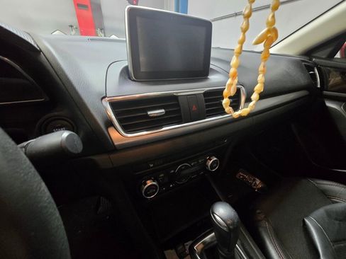 Used 2016 MAZDA MAZDA3 s Grand Touring image 13