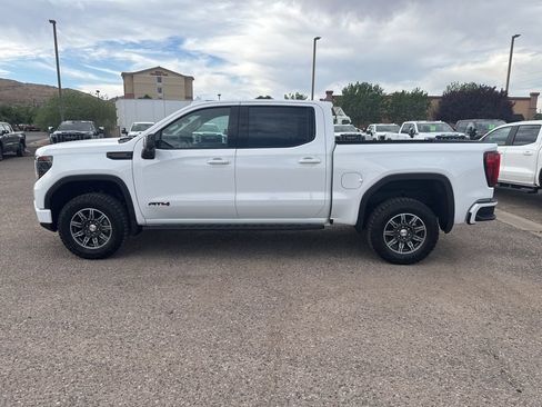 New 2026 GMC Sierra 1500 AT4 w/ AT4 Premium Package AWD/4WD image 8