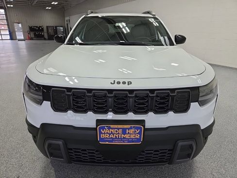 New 2026 Jeep Cherokee Limited AWD/4WD image 2