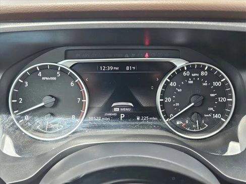 Used 2021 Nissan Rogue SV w/ Premium Package image 11