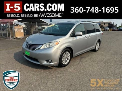 Used 2016 Toyota Sienna XLE FWD image 1