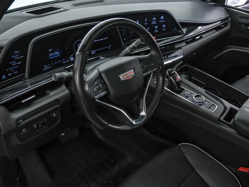 Used 2021 Cadillac Escalade Sport RWD image 2