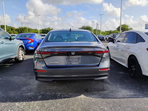 Used 2023 Honda Accord EX image 3