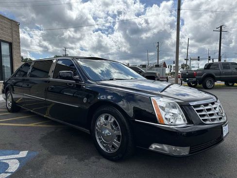 Used 2011 Cadillac DTS Limousine image 3