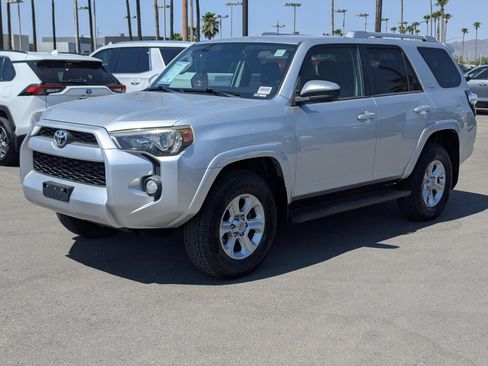 Used 2016 Toyota 4Runner Limited AWD/4WD image 5