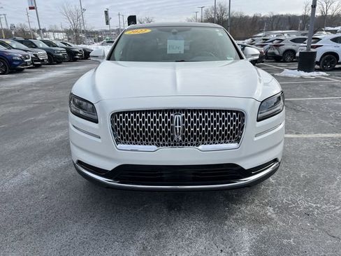 Used 2022 Lincoln Nautilus Reserve w/ Equipment Group 201A image 7