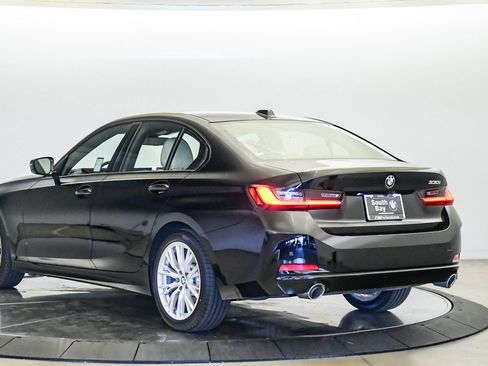 Certified 2023 BMW 330i Sedan w/ Convenience Package RWD image 2