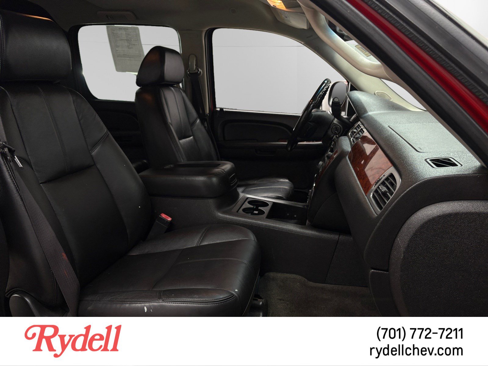 Used 2009 Chevrolet Avalanche LT w/ Luxury Package AWD/4WD image 16