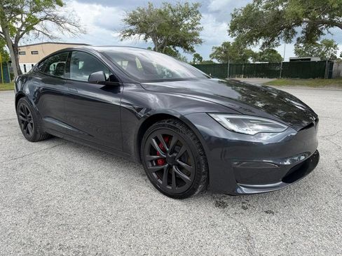 Used 2025 Tesla Model S Plaid AWD/4WD image 2