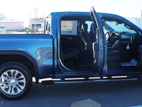 New 2026 GMC Sierra 1500 Denali w/ Technology Package image 11