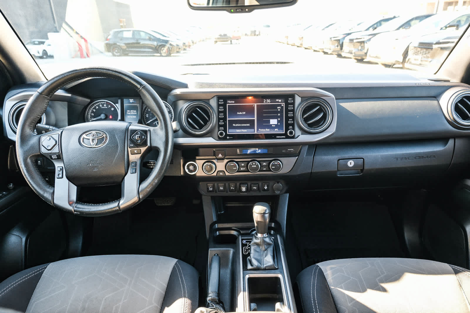 Certified 2022 Toyota Tacoma TRD Off-Road w/ Technology Package AWD/4WD image 15