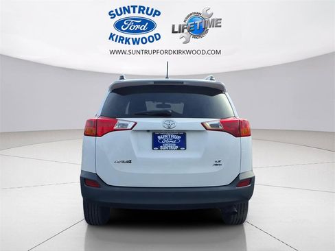 Used 2014 Toyota RAV4 LE image 23