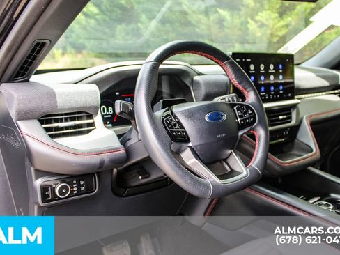 Used 2025 Ford Explorer ST-Line w/ ST-Line Street Pack AWD/4WD image 33