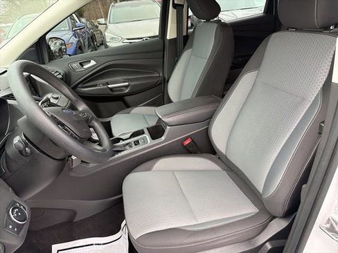 Used 2018 Ford Escape SE w/ SE Sync 3 Package image 17