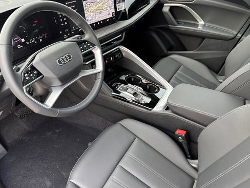 New 2025 Audi Q5 Premium image 7