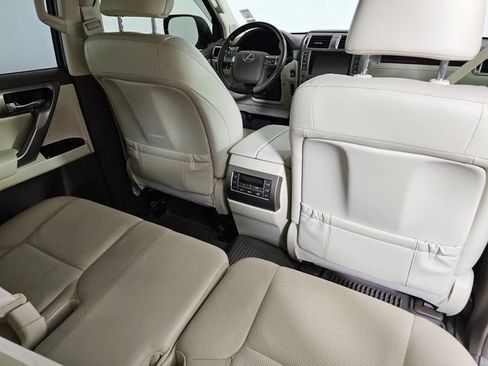 Used 2018 Lexus GX 460 Premium w/ Premium Package AWD/4WD image 15