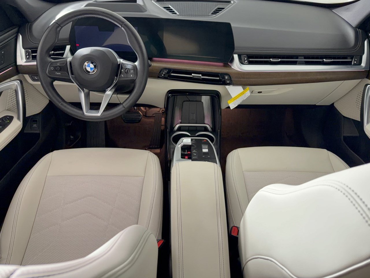 Used 2026 BMW X1 xDrive28i w/ Technology Package AWD/4WD image 17