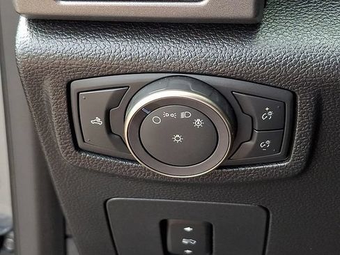 Used 2018 Ford F150 Raptor w/ Equipment Group 802A Luxury AWD/4WD image 27