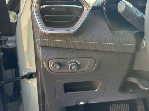 Used 2024 Chevrolet TrailBlazer ACTIV w/ Convenience Package AWD/4WD image 13